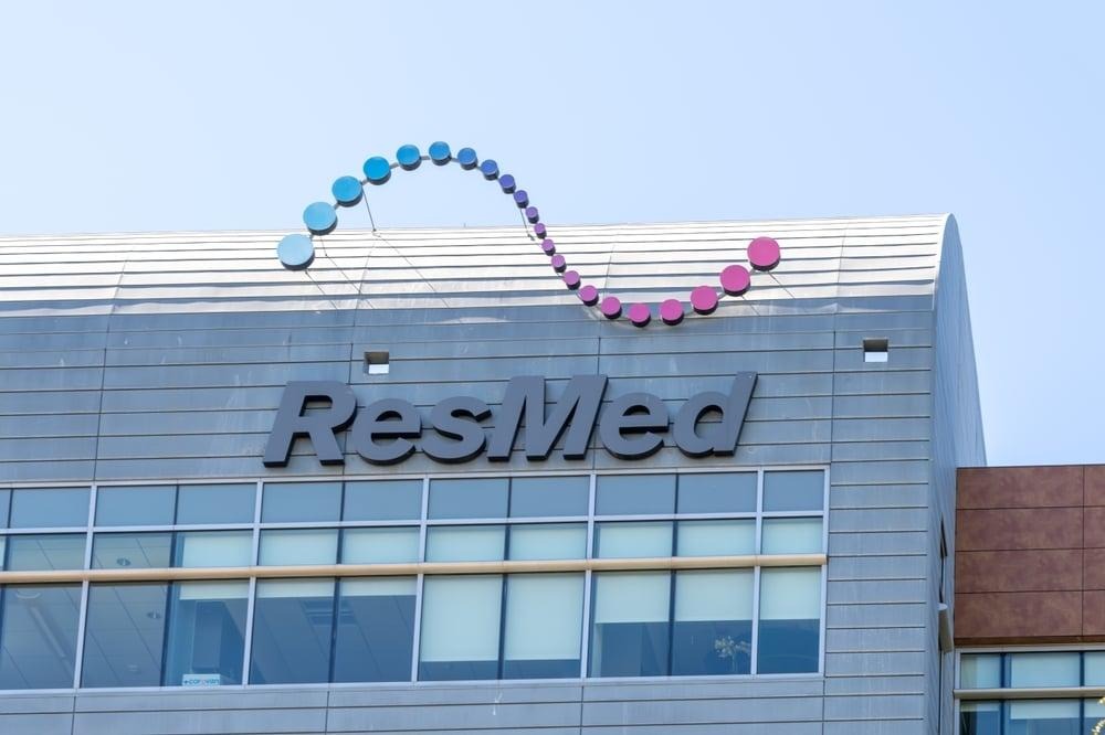 ResMed beats on earnings and ups dividend, yet shares plummet
