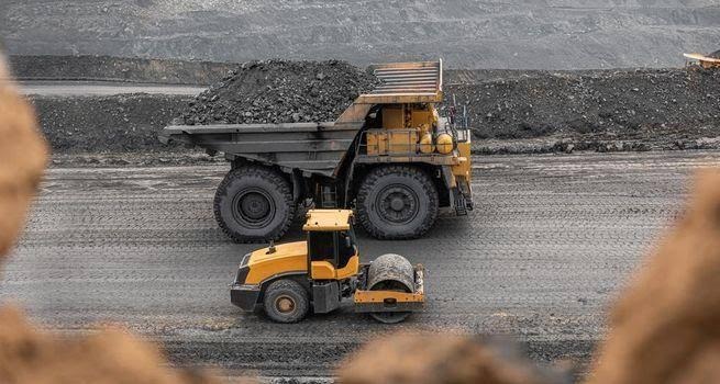 Silver Mines' (ASX:SVL) Bowdens Silver Project Advances Amid Permitting Refresh and Record Exploration Results